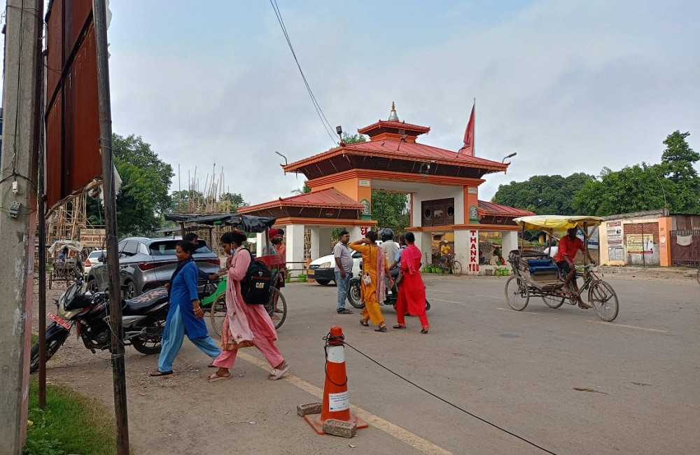 सबै वस्तु भारतीय बजारबाट भित्रिँदा नेपालगञ्जको व्यवसाय र राजस्वमा गिरावट आएसँगै जमुनाह नाकामा कडाइ