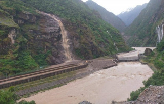 क्षतिग्रस्त माथिल्लो तामाकोसी जलविद्युत् आयोजनाबाट पुस दोस्रो साताभित्र विद्युत् उत्पादन हुने