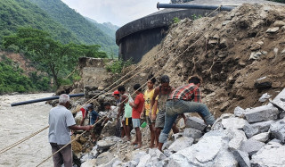बाढीले खानेपानीका स्रोतमै क्षति पुर्‍याउँदा समस्या