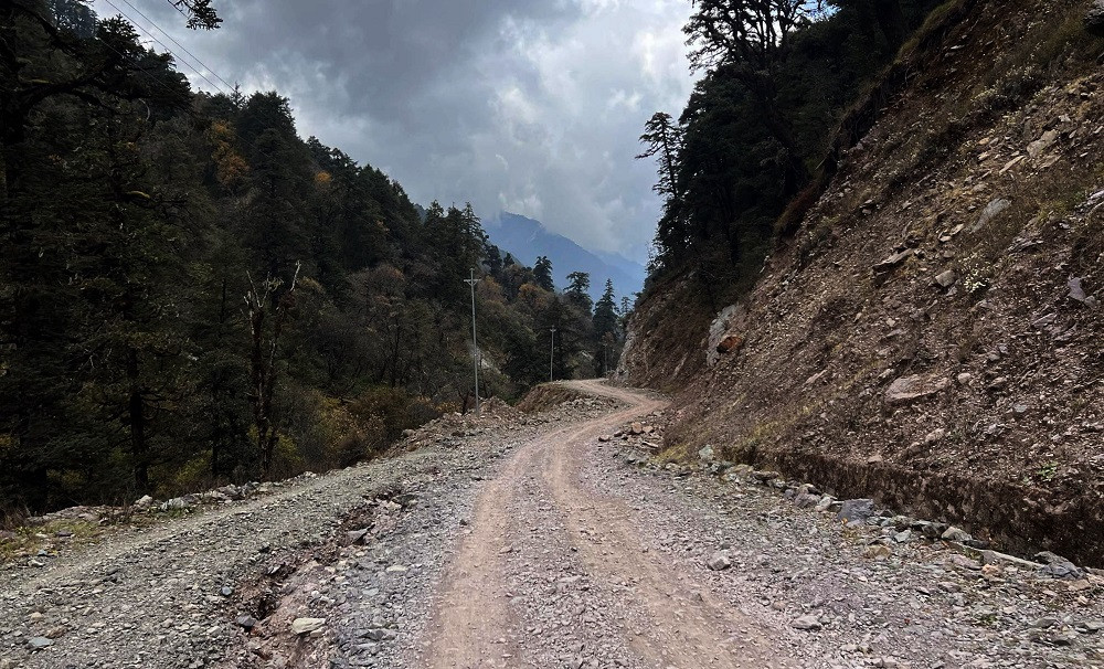 मध्यपहाडी लोकमार्गको बागलुङ खण्डमा ९० प्रतिशत काम सकियो
