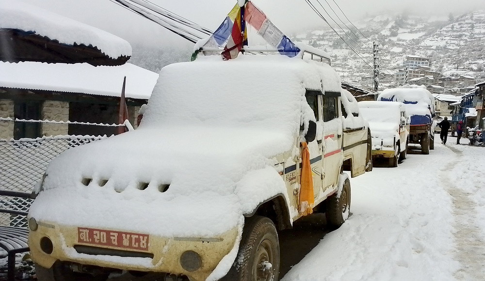 हुम्लामा लगातार हिमपात, सडक र हवाई सेवा प्रभावित